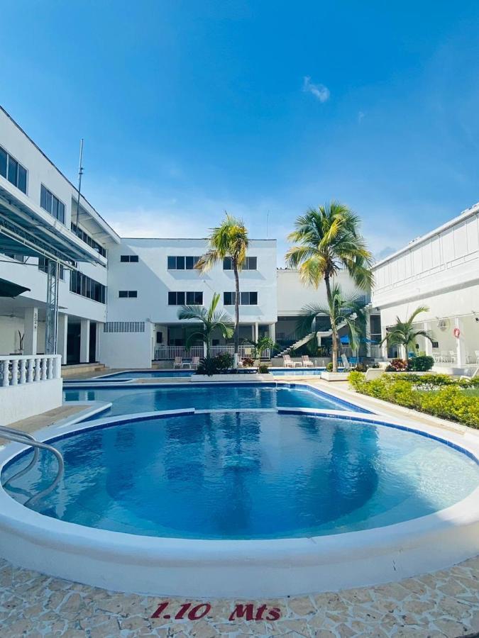Hotel Mall Santana Del Rio La Dorada Exterior foto